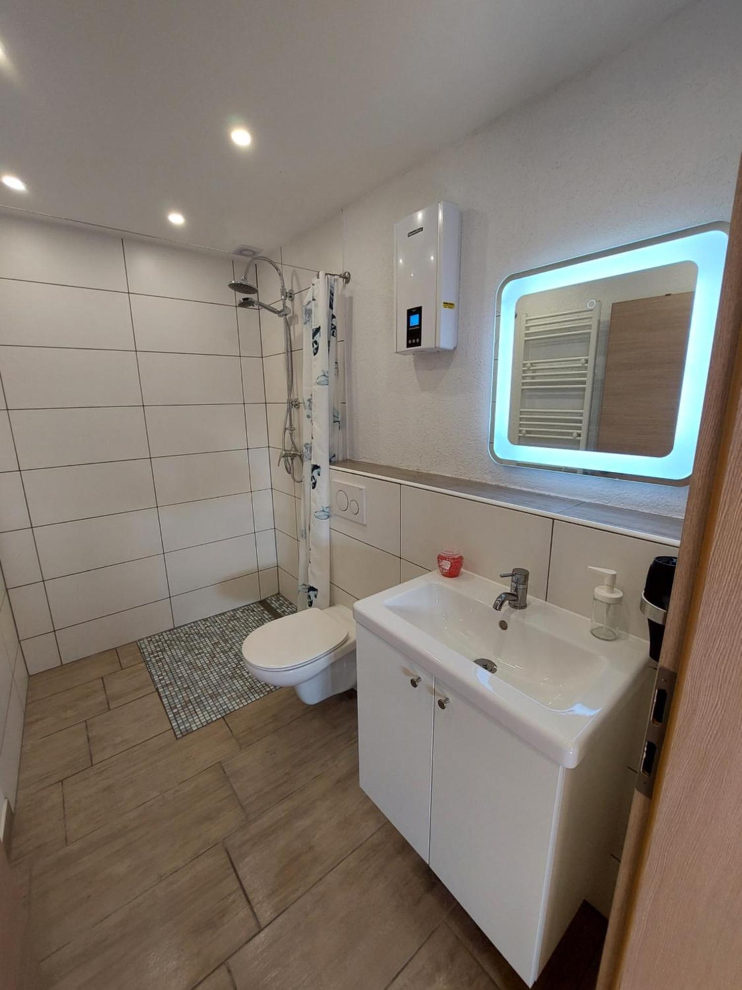 Ferienwohnungen! Kleine Bungalows Mit Terrasse! Stockhausen-Illfurth Room photo